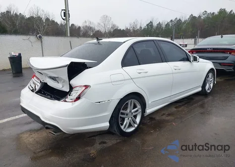 2013 Mercedes-Benz C 300 Sport 4Matic from USA, damaged, VIN WDDGF8AB2DR297324